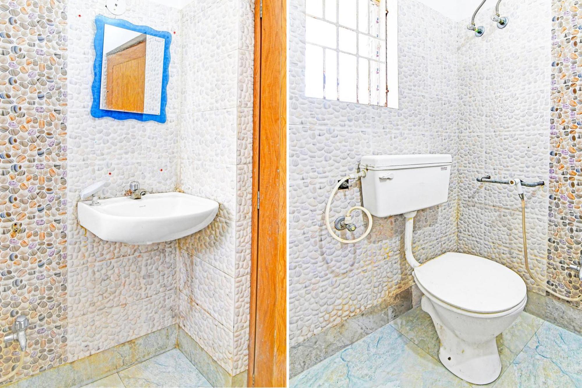 Super Hotel O Ruby Near Acropolis Mall Колката Екстериор снимка